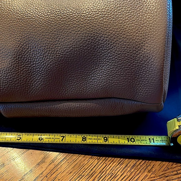 NWTCOLE HAAN Bucket Bag Pebble ButteryLeatherGoldInitialsHandle&Strap.AllSeasons - Picture 11 of 15